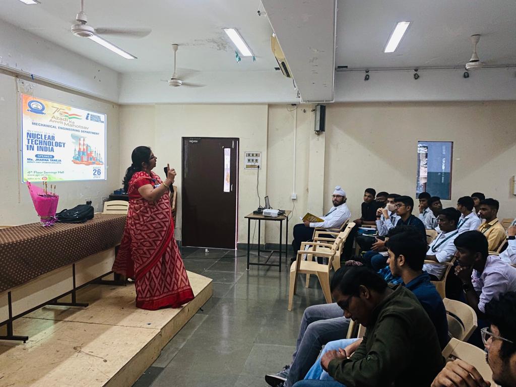 Expert Lecture on Nuclear Technology in India by Ms. Jharna Taneja (DCE – NPCIL).jpeg picture
